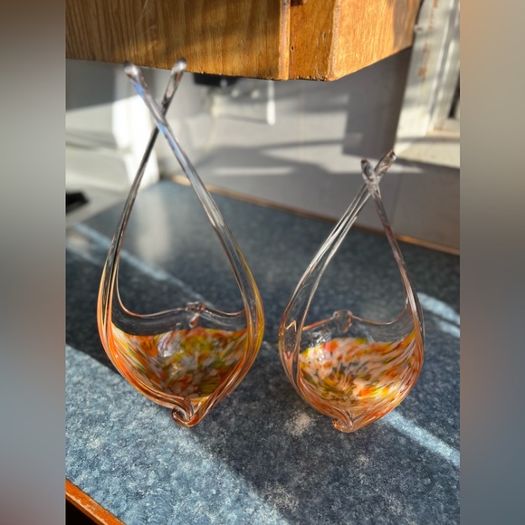 Vintage Glass Art Baskets *2 Available* - Picture 2 of 5